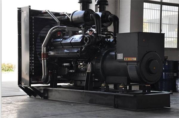?上柴135系列柴油發(fā)電機組